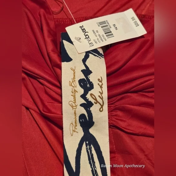 NWT Elegant Red  Gown Over the Neck - Picture 6 of 14